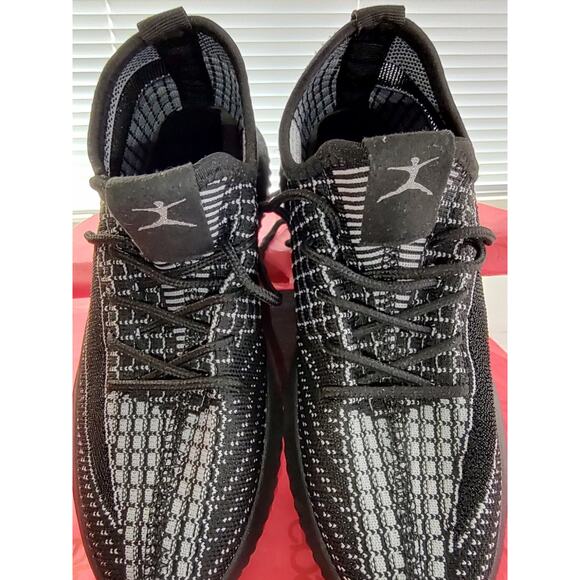 Danskin Woman Ecstatic Black Vegan Stretchy Knit Upper Sneakers Size 7 Athletic - Picture 6 of 16